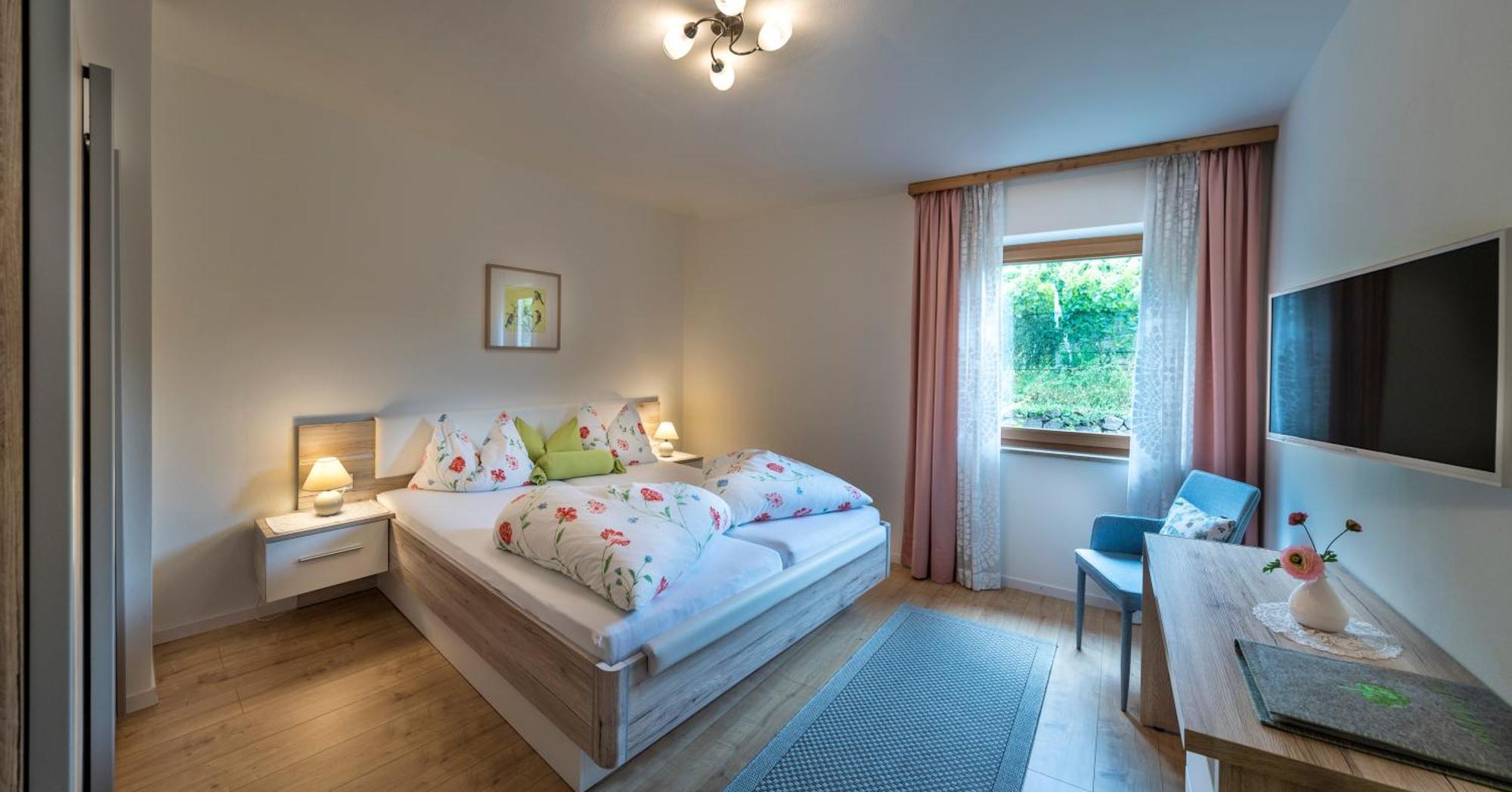 Niederhof Life Hotell Lana Eksteriør bilde