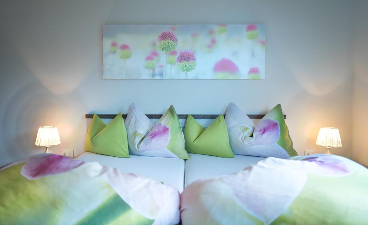 Niederhof Life Hotell Lana Eksteriør bilde